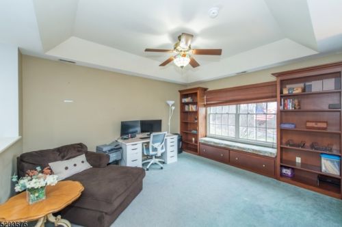 8 Jenny Ln, Wantage NJ  07461-4550 exterior