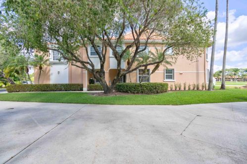 125 Legendary Cir, West Palm Beach, FL 33418-8468