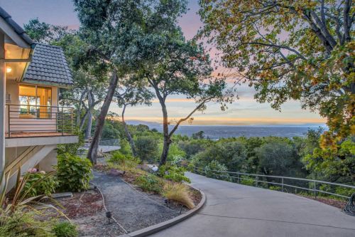 16260 Mireval Rd, Los Gatos CA  95030-7555 exterior