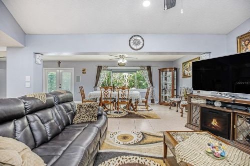 3460 Snowy Egret Ct, Palm Harbor FL  34683-2231 exterior