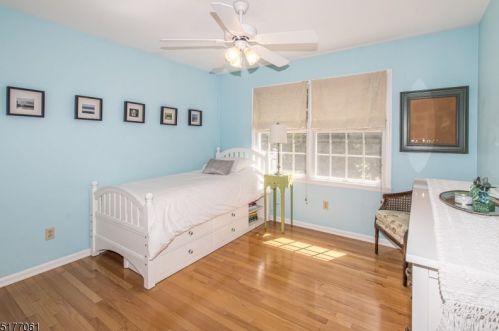 3 Shirewood Dr, Scotch Plains NJ 07076-2513 exterior