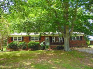 5236 Old Highway 42, Cookeville, TN 38506-8601