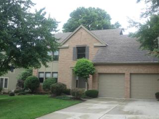 1032 Zodiac Ave, Columbus, OH 43230-1800
