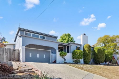 1211 Academy Ave, Belmont, CA 94002-1705