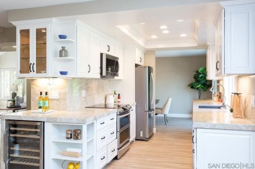 1414 Flair Encinitas Dr, Encinitas CA  92024-2938 exterior