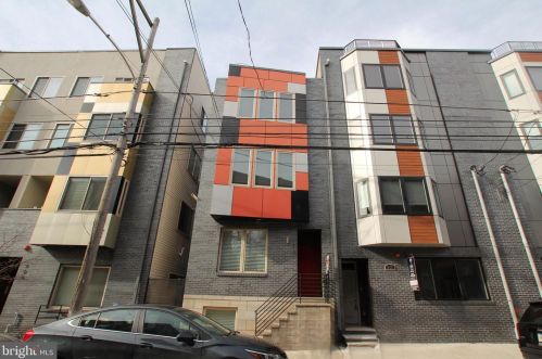 908 16th St, Philadelphia, PA 19130