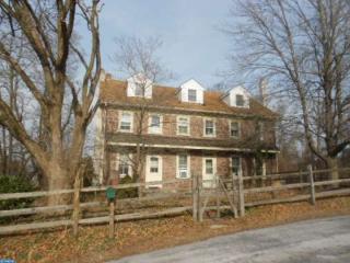1581 Shenkel Rd, Pottstown, PA 19465-7221