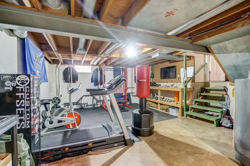 769 Brookdale Dr, West Jefferson OH  43162-1057 exterior