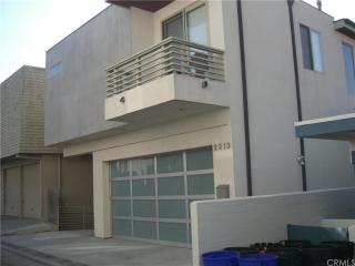 2313 Bayview Dr, Manhattan Beach CA  90266-4310 exterior