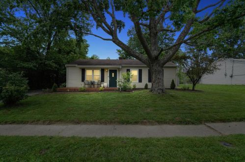 4358 Beechmont Dr, Cincinnati, OH 45244-1538