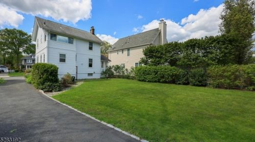 235 Seneca Pl, Westfield NJ  07090-4348 exterior