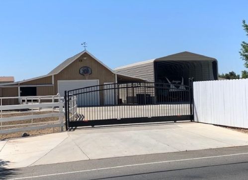 5425 Roselle Ave, Riverbank CA  95367 exterior