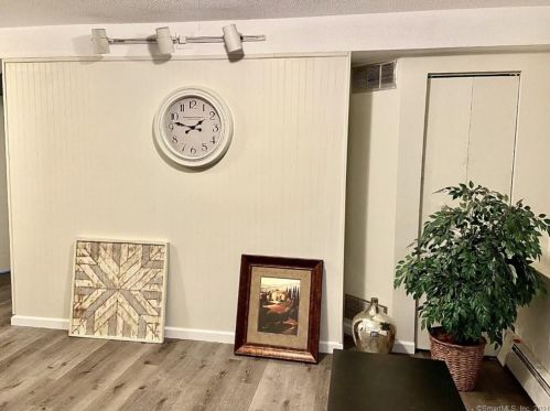 1020 Jerome Ave, Bristol CT  06010-2408 exterior