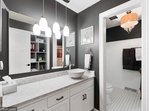 20211 Smith St, Otsego MN  55330-2018 exterior