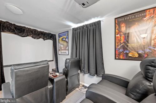 536 Woodland Ave, Cheltenham PA  19012-2120 exterior