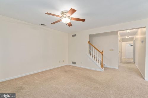 7772 Cross Creek Cir, Breinigsville PA  18031-1317 exterior