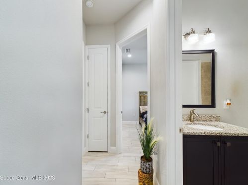 950 Yearling Trl, Sebastian FL  32958 exterior