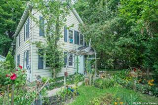 143 Maple Hill Rd, Kingston, NY 12401-8617