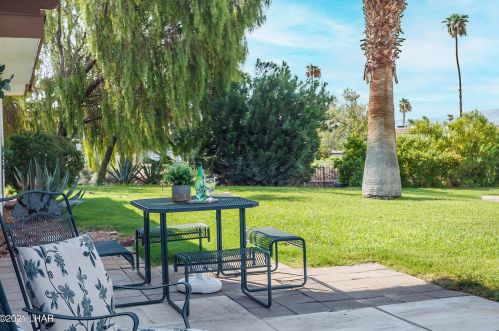 1810 Los Lagos Dr, Lake Havasu City, AZ 86403-6650