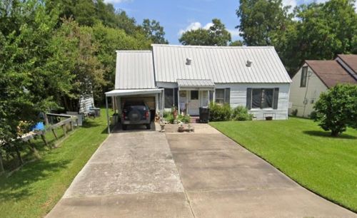156 Hilldale Dr, Nederland TX  77627-7624 exterior