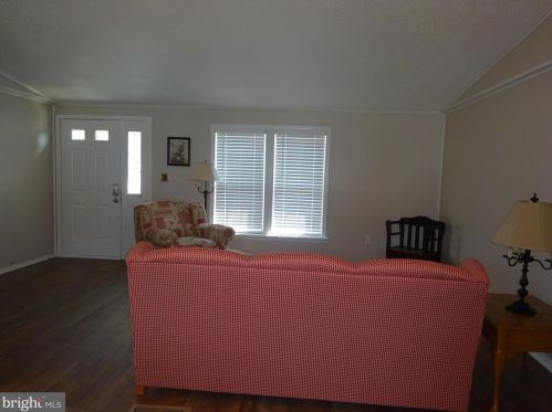 110 Deerfield Dr, Souderton PA  18964-1918 exterior