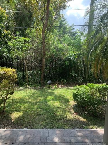 8218 29th St, Hollywood FL  33025-7406 exterior