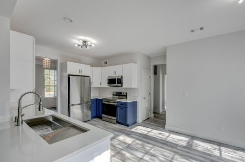 2116 Short Grass Ct, Mount Pleasant SC  29466-8161 exterior