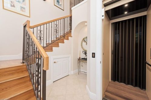 9042 Cascada Way, Naples, FL 34114-6454