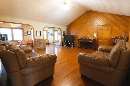 16900 Thompson Ridge Rd, Laurelville OH  43135-9238 exterior