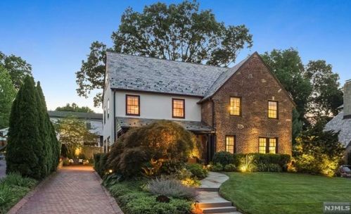 16 The Fairway, Montclair NJ  07043-2534 exterior