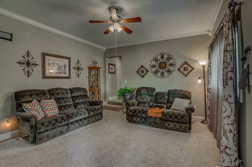 224 Main St, Covington, KY 41016-1275