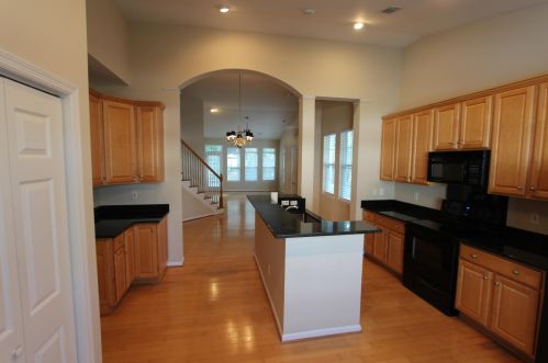 2472 Draymohr Ct, Mount Pleasant SC  29466-7110 exterior