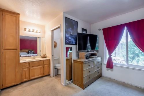 2130 Creek Ct, Newman CA  95360-1445 exterior