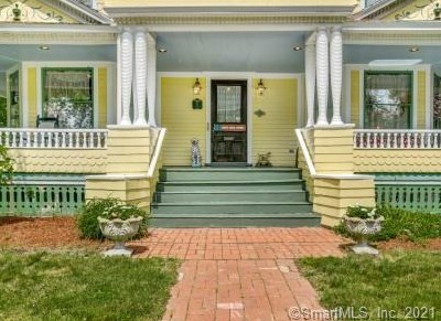 31 Oakdale Rd, Stamford, CT 06906-1413