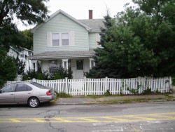 7 Auburn St, Newton, MA 02465-2204