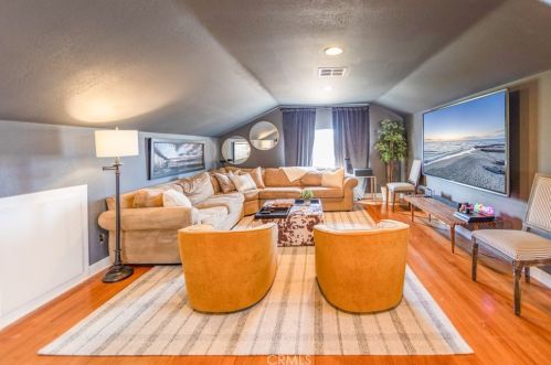 41774 Carleton Way, Temecula CA  92591-1897 exterior