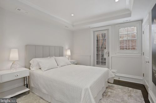 1312 33 St, Washington DC 20007-2819 exterior