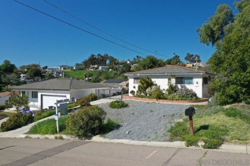 1432 Gibson St, San Diego, CA 92114-2105