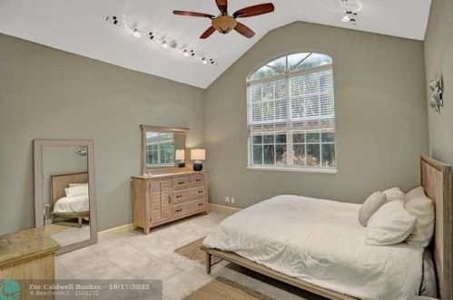 9175 150th Ct, Jupiter FL  33478-6933 exterior