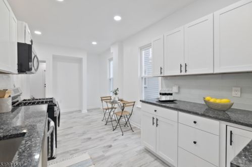 45 Fulton St, East Orange NJ  07017-2110 exterior