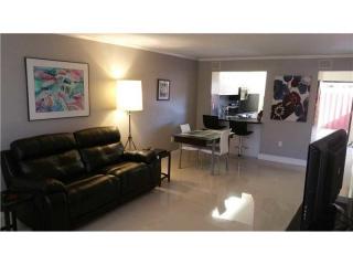 10041 77th Ct, Miami FL  33156-2678 exterior