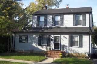 669 Broadway, North Lindenhurst, NY 11757-5645