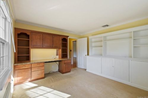 174 Atlantic Ave, Hawthorne NY  10532-1017 exterior