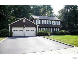 440 Harvest Ridge Rd, Stratford, CT 06614-8910
