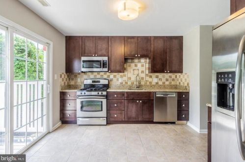 2008 Gramercy Way, Mount Laurel NJ  08054-6731 exterior