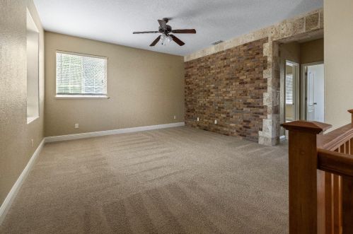 576 Bramblewood Ave, Lathrop CA 95330-9370 exterior