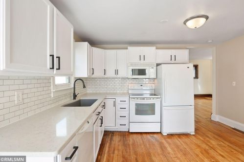 684 40th Ave, Minneapolis, MN 55421-3845