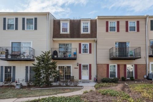 6502 Fenestra Ct, Springfield, VA 22015-3549