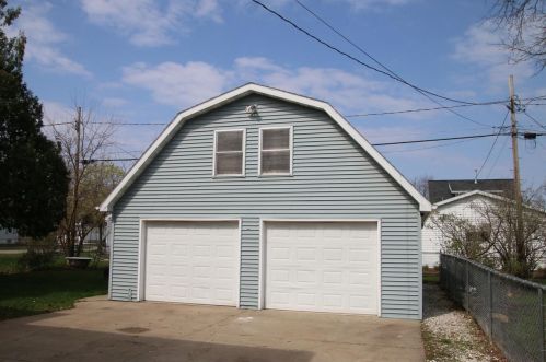 905 Wisconsin Ave, Fond Du Lac, WI 54937-1221