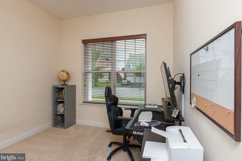 264 Burberry Ln, Charles Town WV  25414-5621 exterior